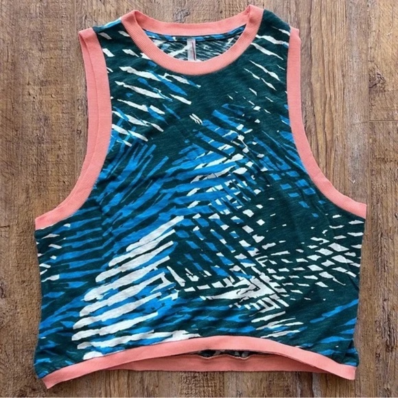 FREE PEOPLE love crop TANK - Picture 5 of 8